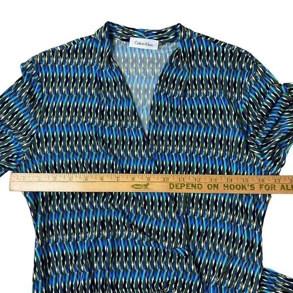 CALVIN KLIEN Women's Faux Wrap Sz 4 Blue Long Sleeve Geo Print Midi Dress - Picture 13 of 15